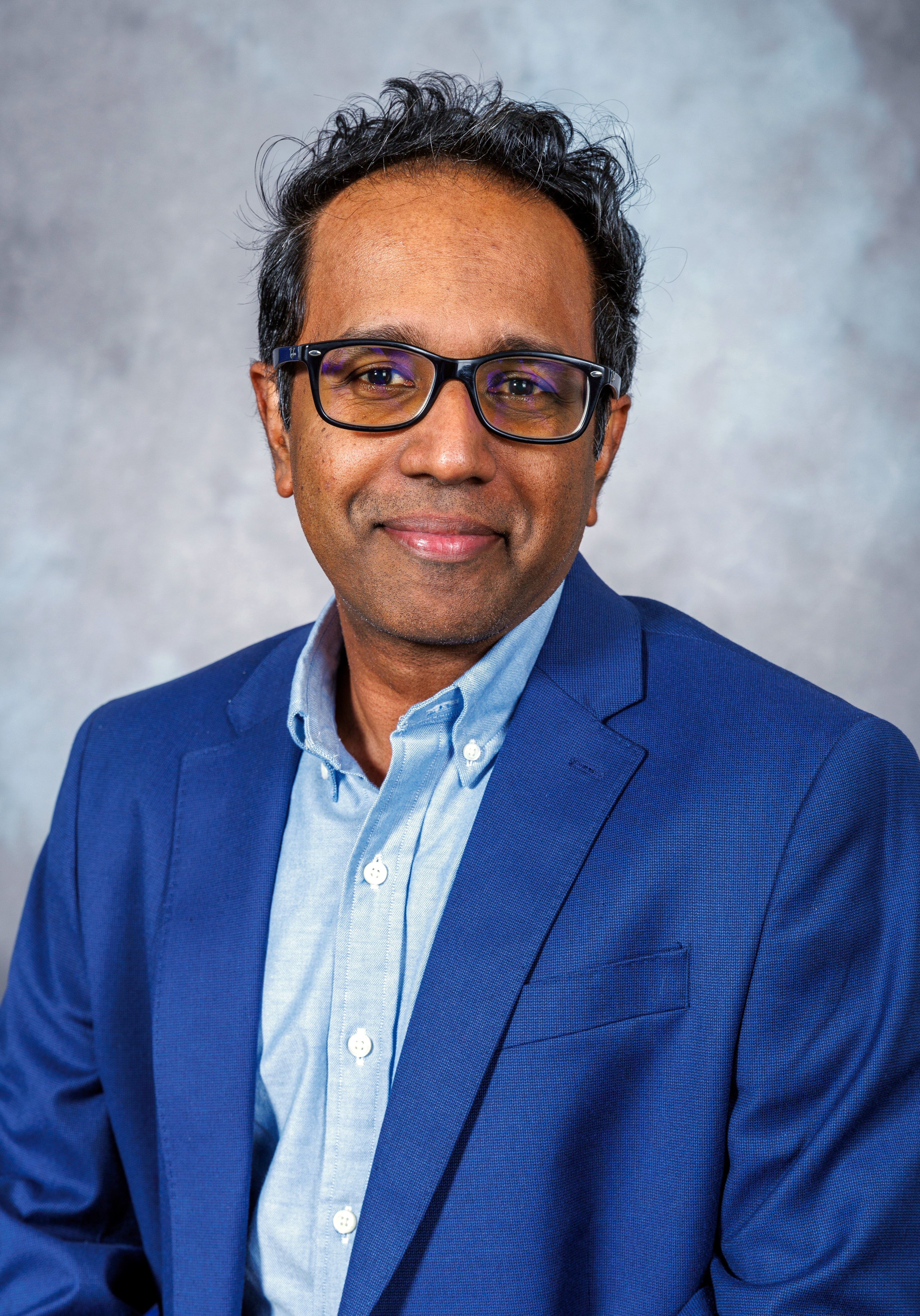 Headshot of Vidura Thalangamaarachchige