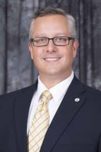 Dr. Chris Thomas