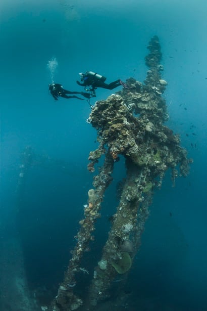 Underwater divers