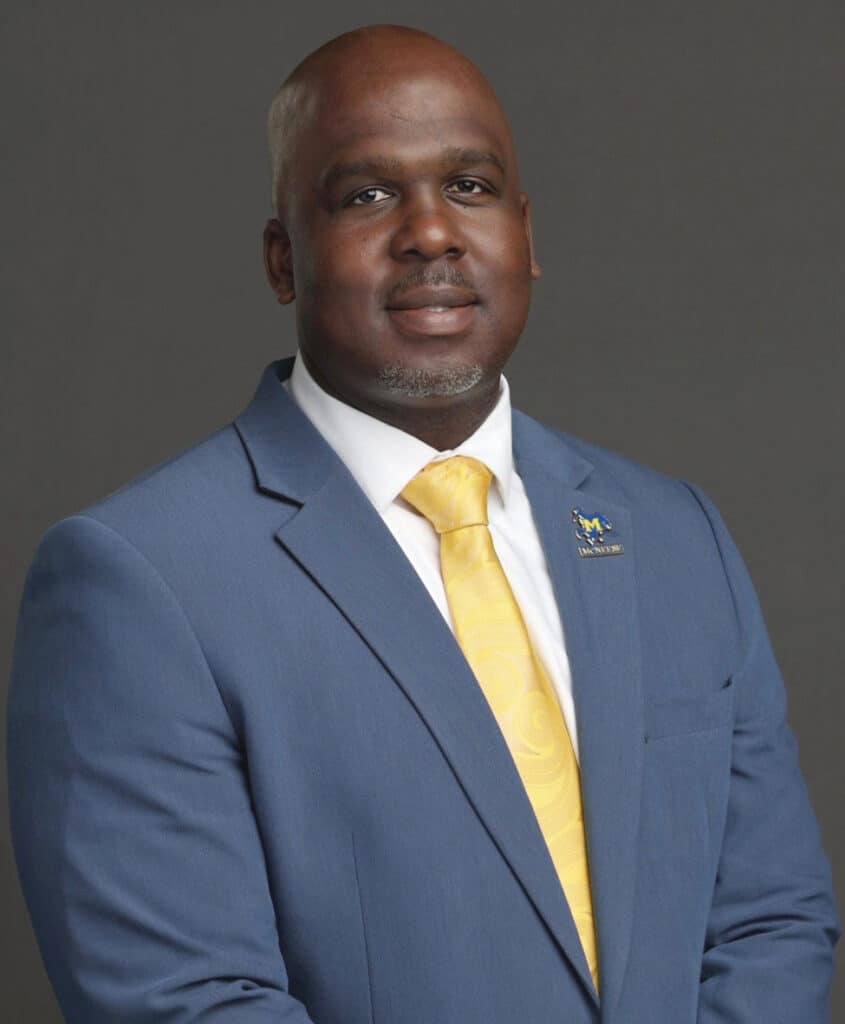 Dr. Kedrick Nicholas headshot photo